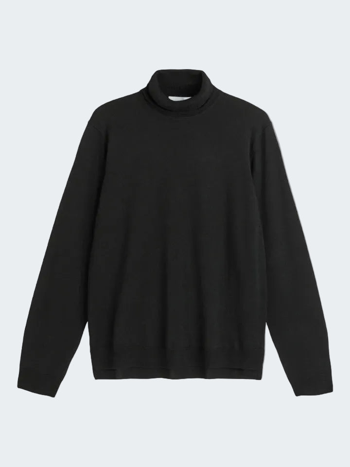 Turtleneck Sweater in Fine Merino Wool